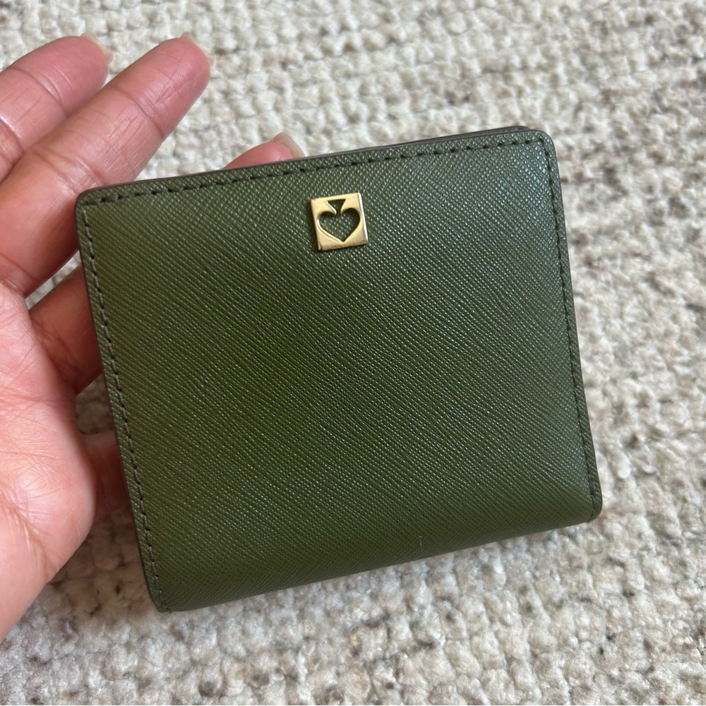 kate spade Olive Green and Cream Leather Shoulder Bag with Matching Wallet - Picture 3 of 9